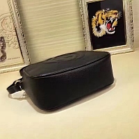 $64.00 USD Gucci AAA Quality Messenger Bags #327888