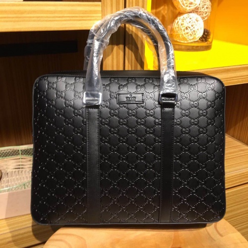 Gucci AAA Man Handbags #938912