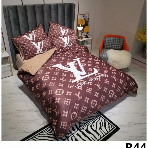 Louis Vuitton Bedding #963844