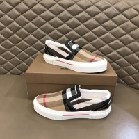 $72.00 USD Burberry Casual Shoes For Men #997777
