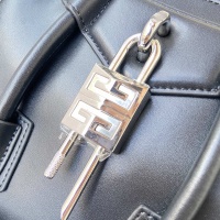 $210.00 USD Givenchy AAA Quality Handbags For Women #1031159