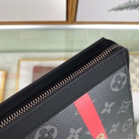 $96.00 USD Louis Vuitton AAA Quality Wallets For Unisex #1065048