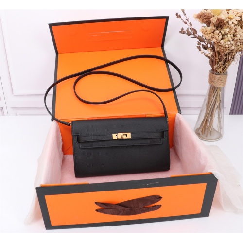 Hermes AAA Quality Messenger Bags For Women #1069749