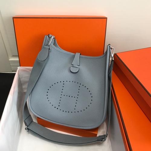 Hermes AAA Quality Messenger Bags For Women #1082979