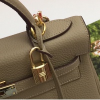$82.00 USD Hermes AAA Quality Messenger Bags For Women #1082958
