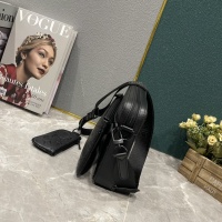 $72.00 USD Louis Vuitton AAA Man Messenger Bags #1094429
