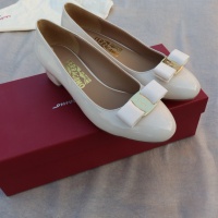 $96.00 USD Salvatore Ferragamo Flat Shoes For Women #1099040