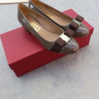 $96.00 USD Salvatore Ferragamo Flat Shoes For Women #1099055