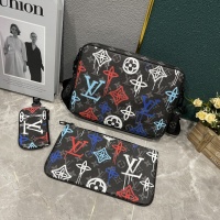 $72.00 USD Louis Vuitton AAA Man Messenger Bags #1139310