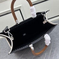 $100.00 USD Fendi AAA Quality Tote-Handbags For Women #1144375
