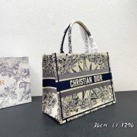 $115.00 USD Christian Dior AAA Quality Tote-Handbags For Women #1158459