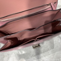 $140.00 USD Celine AAA Quality Messenger Bags For Women #1171029