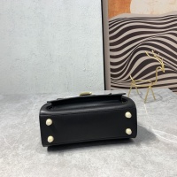$145.00 USD Fendi AAA Quality Messenger Bags For Women #1171290
