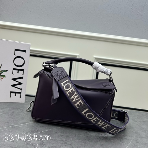 LOEWE AAA Quality Messenger Bags For Women #1178928 $170.00 USD, Wholesale Replica LOEWE AAA Quality Messenger Bags