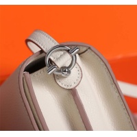 $108.00 USD Hermes AAA Quality Messenger Bags For Women #1175020