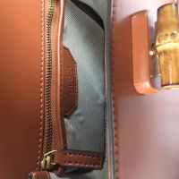 $82.00 USD Gucci AAA Quality Handbags For Women #1175497