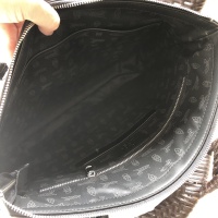 $100.00 USD Gucci AAA Man Handbags #1179878