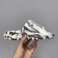 $42.00 USD Adidas Yeezy Slippers For Men #1186919