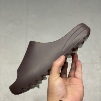 $42.00 USD Adidas Yeezy Slippers For Men #1186927