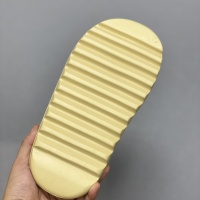 $42.00 USD Adidas Yeezy Slippers For Men #1186946