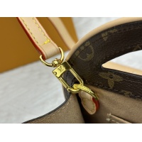 $60.00 USD Louis Vuitton AAA Quality Messenger Bags For Women #1212527