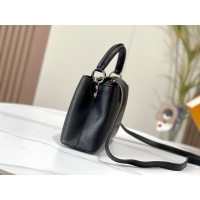 $72.00 USD Louis Vuitton AAA Quality Messenger Bags For Women #1233178