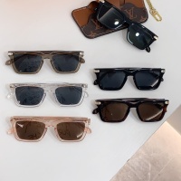 $56.00 USD Louis Vuitton AAA Quality Sunglasses #1233981