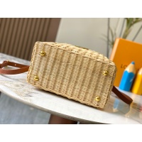 $128.00 USD Louis Vuitton AAA Quality Messenger Bags For Women #1238573