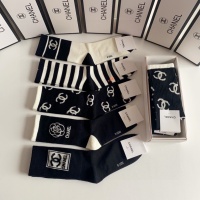 $29.00 USD Chanel Socks #1249088