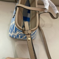 $162.00 USD Fendi AAA Quality Handbags For Women #1250055