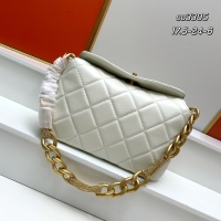 $92.00 USD Chanel AAA Quality Messenger Bags For Women #1252645