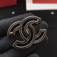$27.00 USD Chanel Brooches For Women #1254010