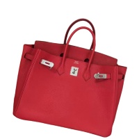 $96.00 USD Hermes AAA Quality Handbags For Women #1254669