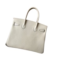 $98.00 USD Hermes AAA Quality Handbags For Women #1254750