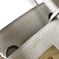 $98.00 USD Hermes AAA Quality Handbags For Women #1254750