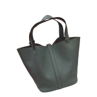 $88.00 USD Hermes AAA Quality Handbags For Women #1269156