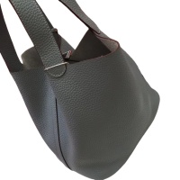 $88.00 USD Hermes AAA Quality Handbags For Women #1269156