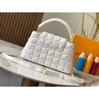 $92.00 USD Louis Vuitton AAA Quality Messenger Bags For Women #1270560