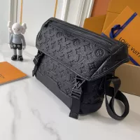 $76.00 USD Louis Vuitton AAA Man Messenger Bags #1270959