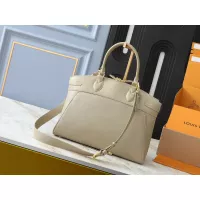 $68.00 USD Louis Vuitton AAA Quality Handbags For Women #1271044