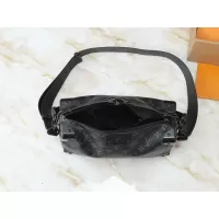$82.00 USD Louis Vuitton AAA Quality Messenger Bags For Unisex #1271095