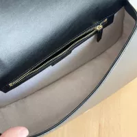$80.00 USD Gucci AAA Quality Messenger Bags For Women #1271323