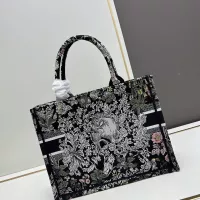 $105.00 USD Christian Dior AAA Quality Tote-Handbags For Women #1272824