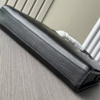 $162.00 USD Louis Vuitton AAA Man Handbags #1274319