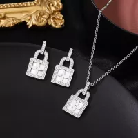 $42.00 USD Louis Vuitton LV Jewelry Set For Women #1281356