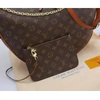 $41.00 USD Louis Vuitton Messenger Bags For Women #1286070