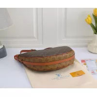 $41.00 USD Louis Vuitton Messenger Bags For Women #1286070