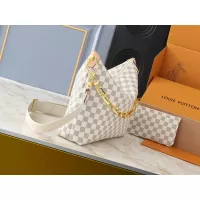 $64.00 USD Louis Vuitton AAA Quality Messenger Bags For Women #1289365