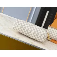 $64.00 USD Louis Vuitton AAA Quality Messenger Bags For Women #1289365