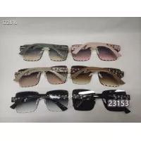 $25.00 USD Chanel Sunglasses #1290410
